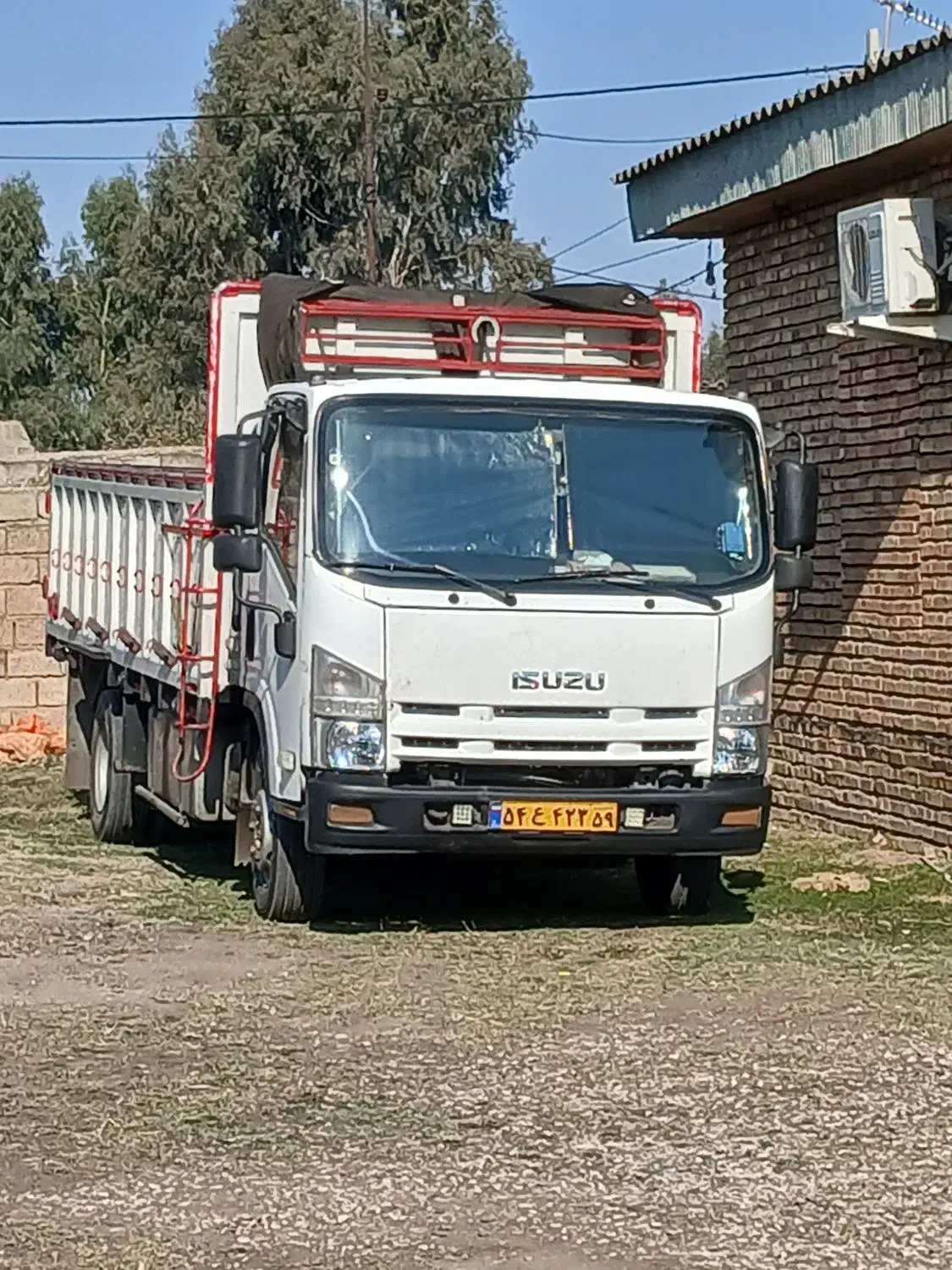 فروش یک دستگاه  ایسوزو  ۶ تن مدل ۹۵|خودرو سنگین|گنبد کاووس, |دیوار