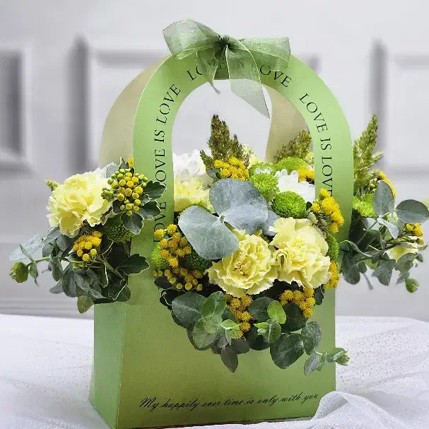 گل رز و باکس گل اقتصادی|گل و گیاه طبیعی|بندرعباس, |دیوار