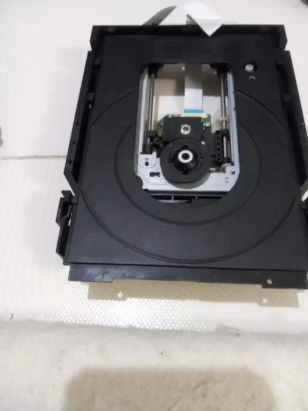 لنز دستگاه دی ودی|پخشکننده DVD و ویدیو|تهران, ارامنه|دیوار