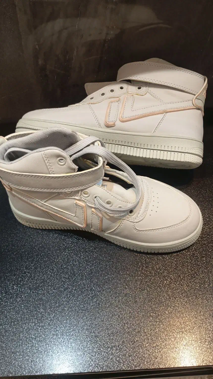 سایز ۳۷  دخترانه   نو|کیف، کفش، کمربند|بروجرد, |دیوار