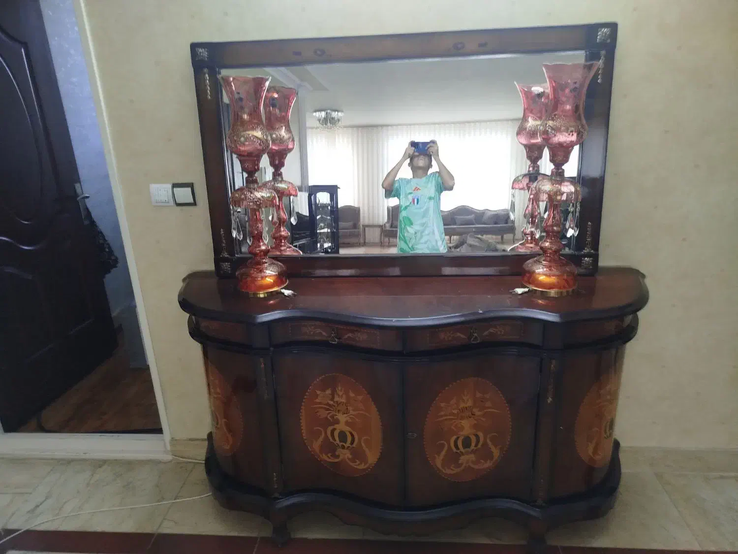 میز وکنسول با آینه وبدون شمدانی|بوفه، ویترین، کنسول|سبزوار, توحیدشهر|دیوار