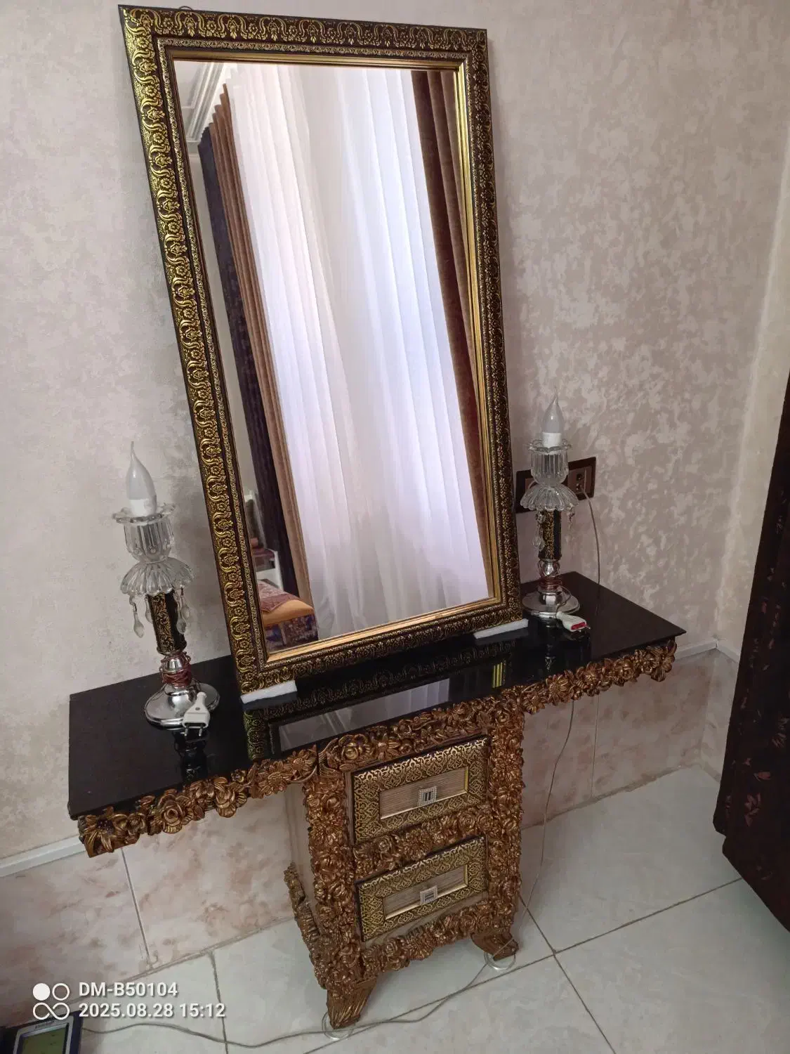آینه کنسول و شمعدان|بوفه، ویترین، کنسول|شیراز, لشکری‎|دیوار