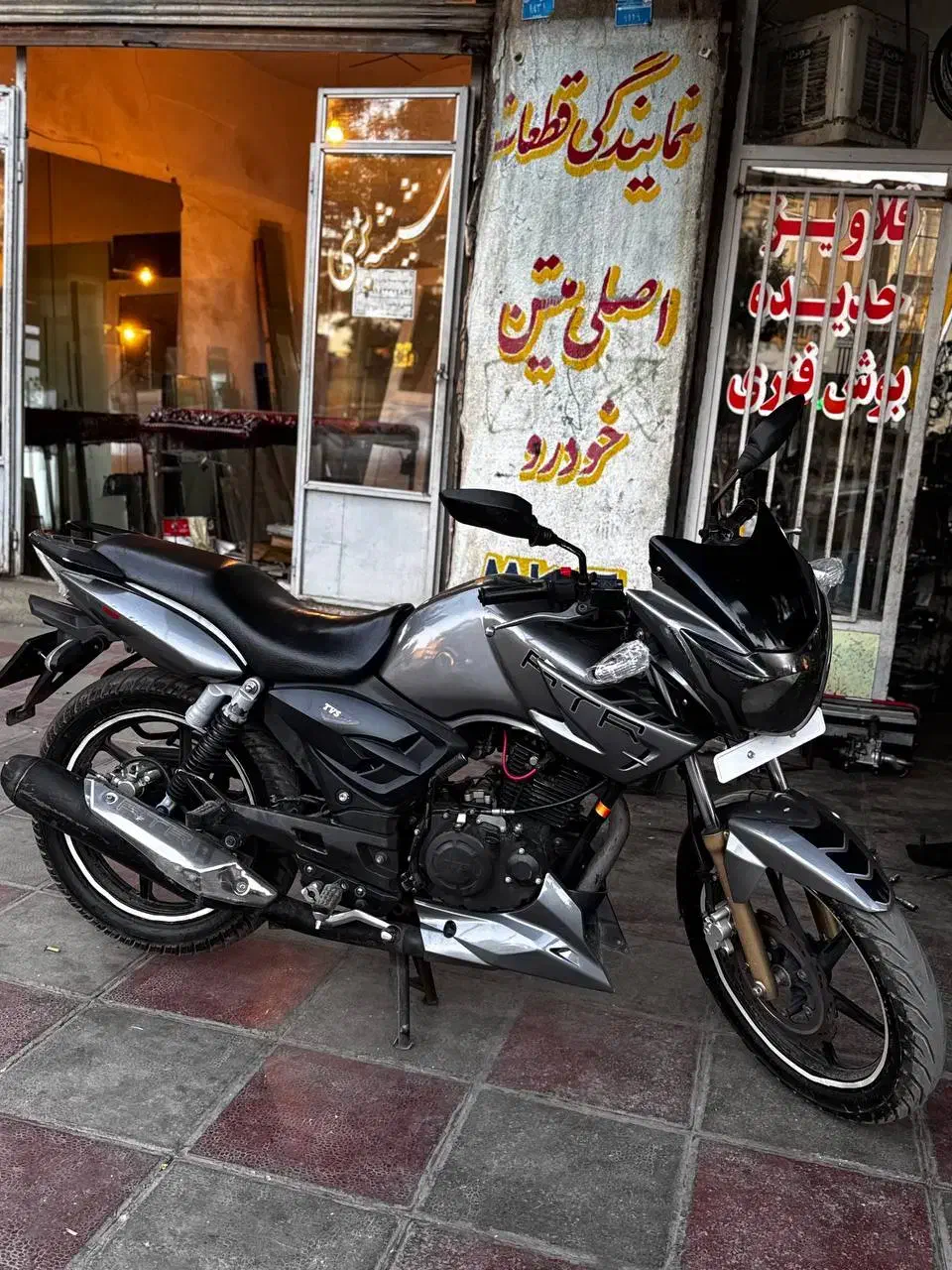 اپاچی مدل ۸۹ رنگ نوک مدادی ، ۱۸۰ سی سی|موتورسیکلت|کرمانشاه, |دیوار