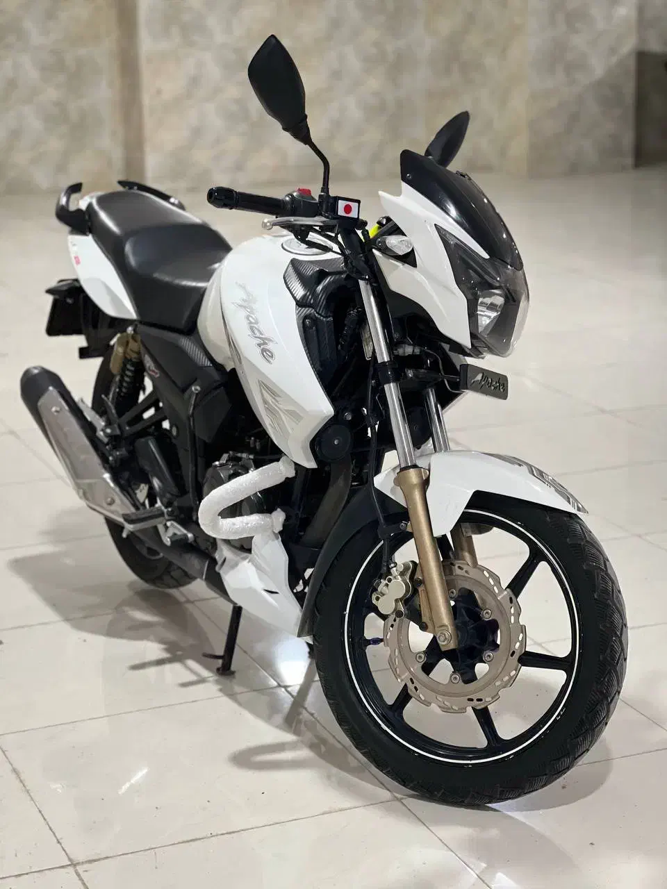 موتورآپاچی نیوفیس ۱۸۰|موتورسیکلت|ایلام, |دیوار