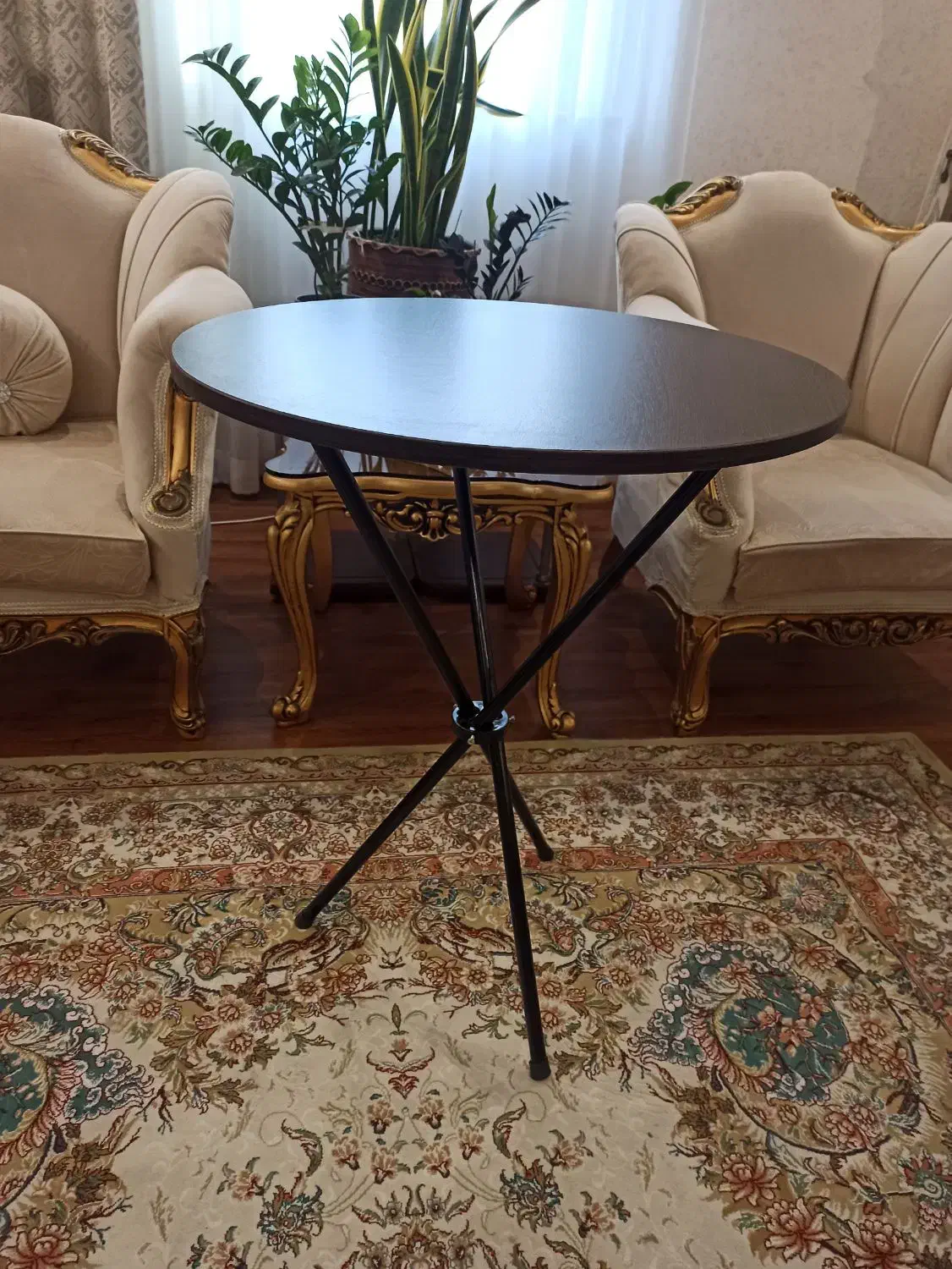 میز خاطره پایه فلزی|مبلمان خانگی و میز عسلی|رشت, گلباغ نماز|دیوار