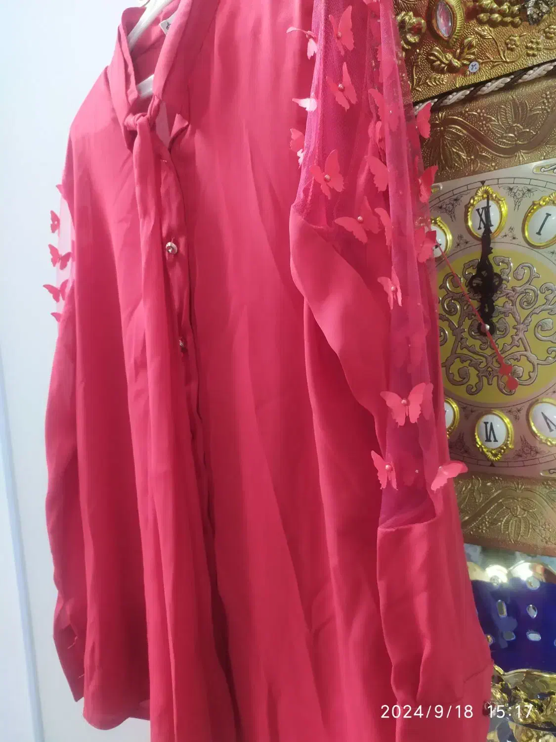 شومیز قرمز|لباس|قم, باجک یک|دیوار