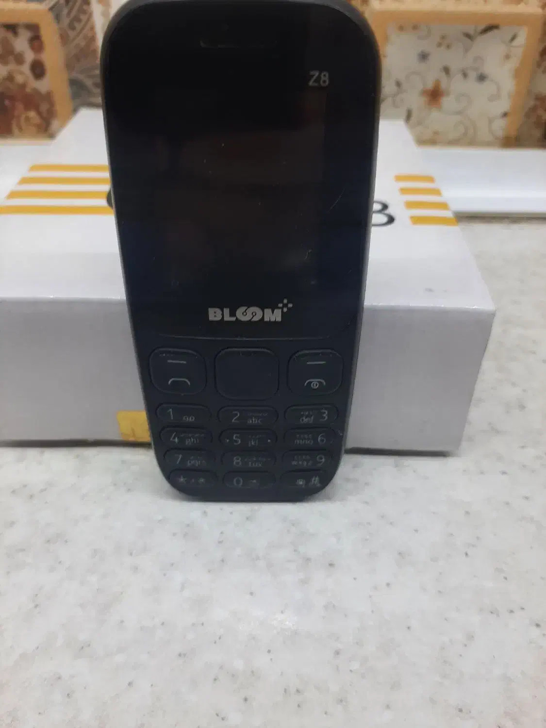 گوشی مارکBLOOM سریZ8|موبایل|تربتحیدریه, کاشانی|دیوار