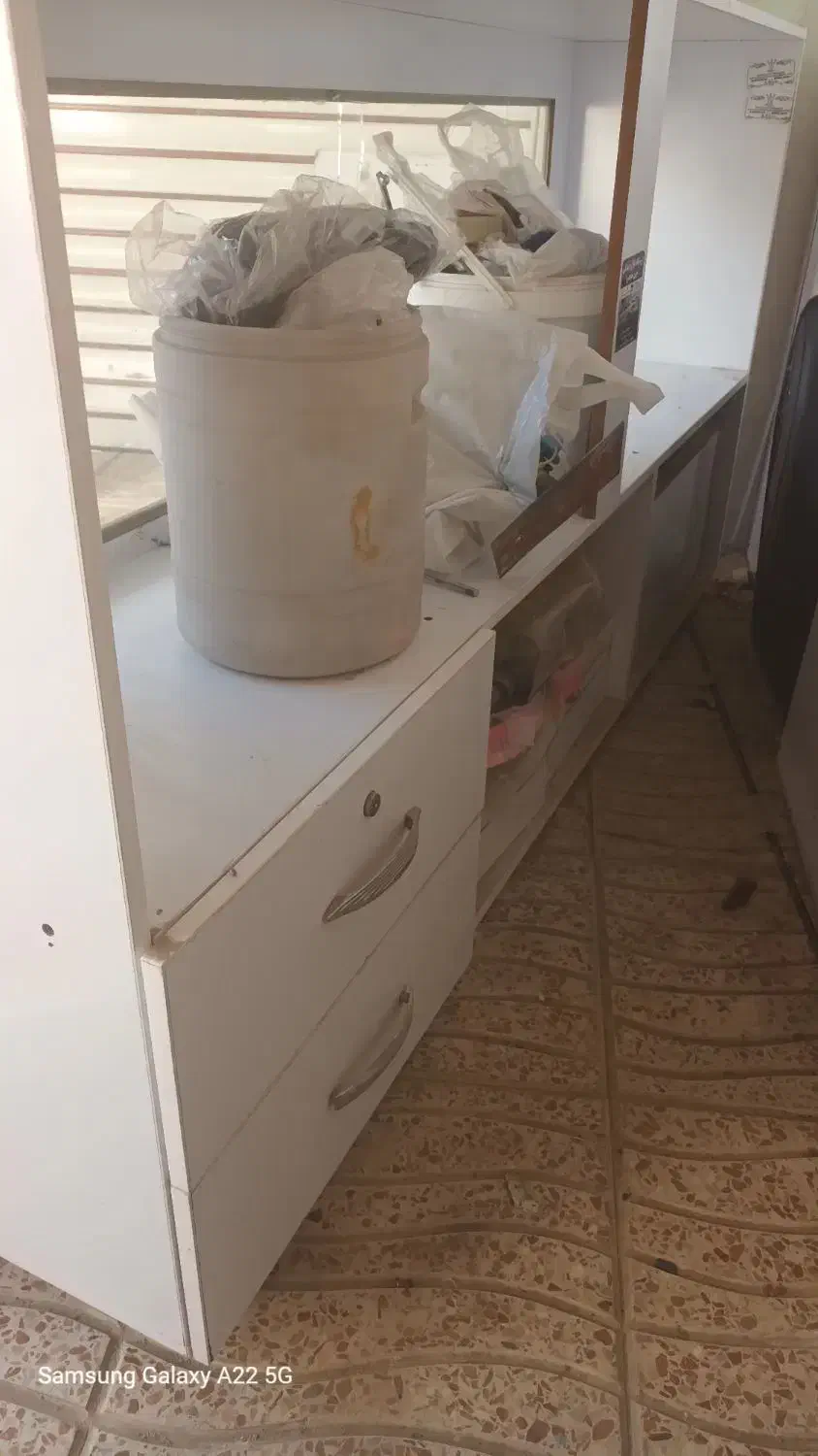 ویترین ام دی اف وشیشه ۸میل|بوفه، ویترین، کنسول|بانه, |دیوار