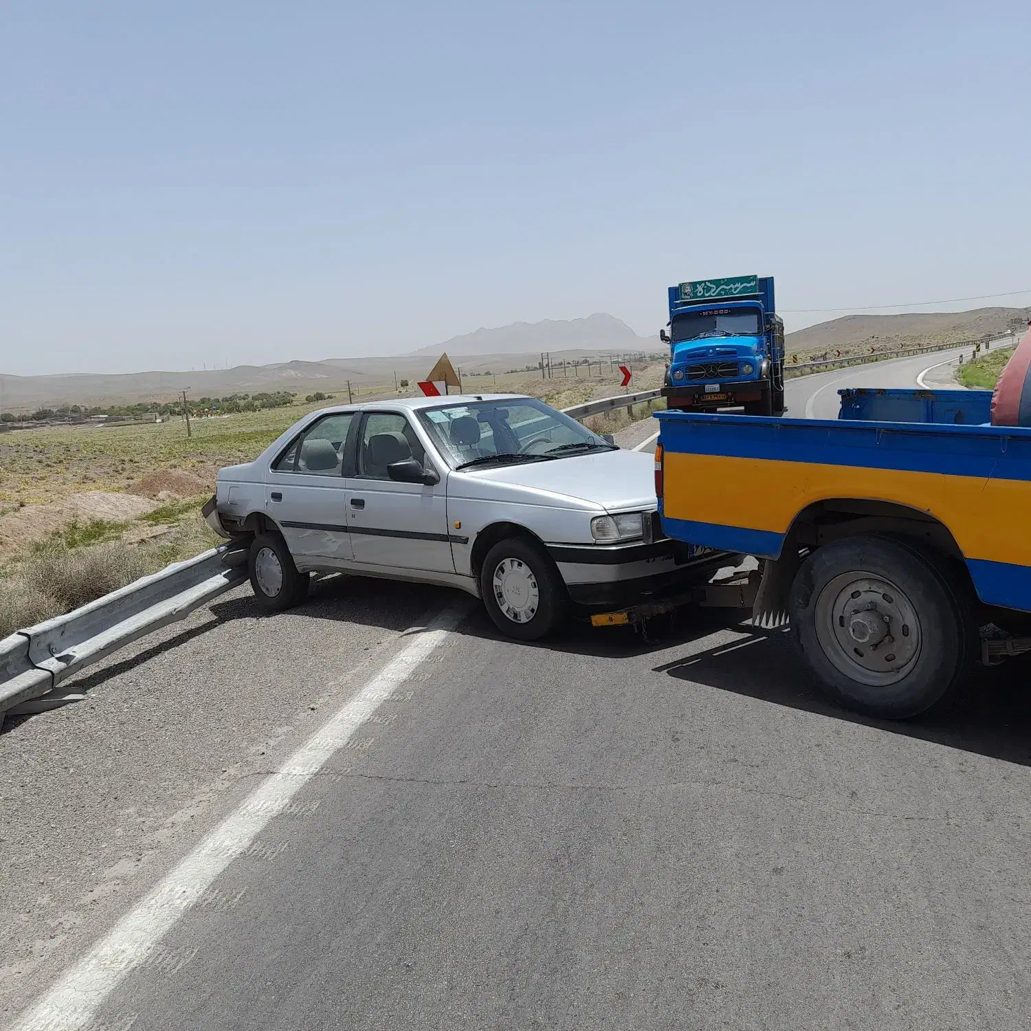 یدکش شهربابک شبانه روزی درخدمت همشهریان و مسافران|خدمات حمل و نقل|شهر بابک, |دیوار