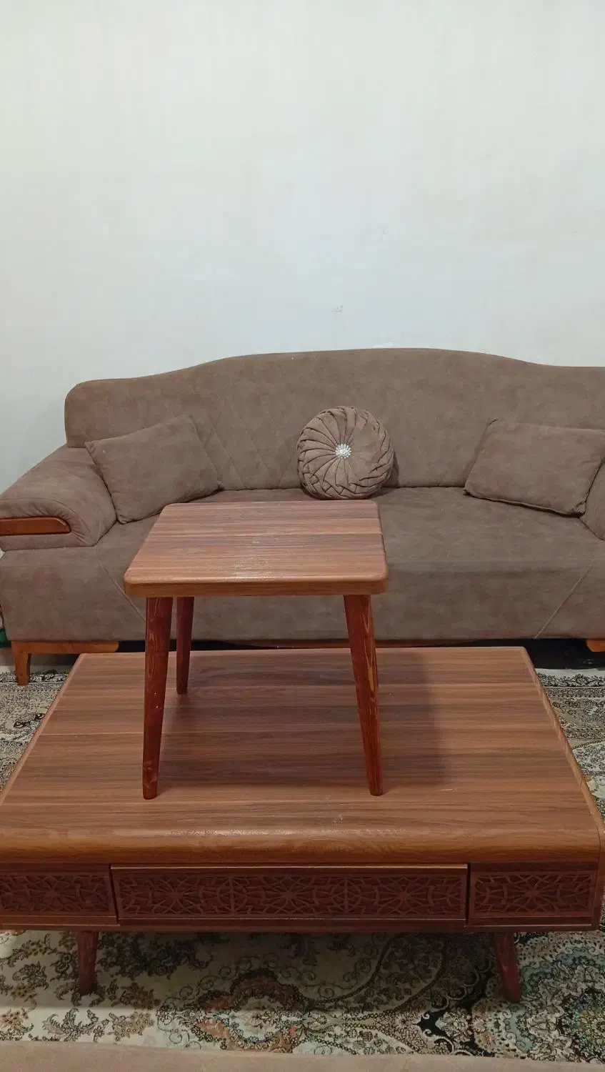 مبل 7نفره همراه با میز جلو مبلی|مبلمان خانگی و میز عسلی|چهاردانگه (تهران), |دیوار