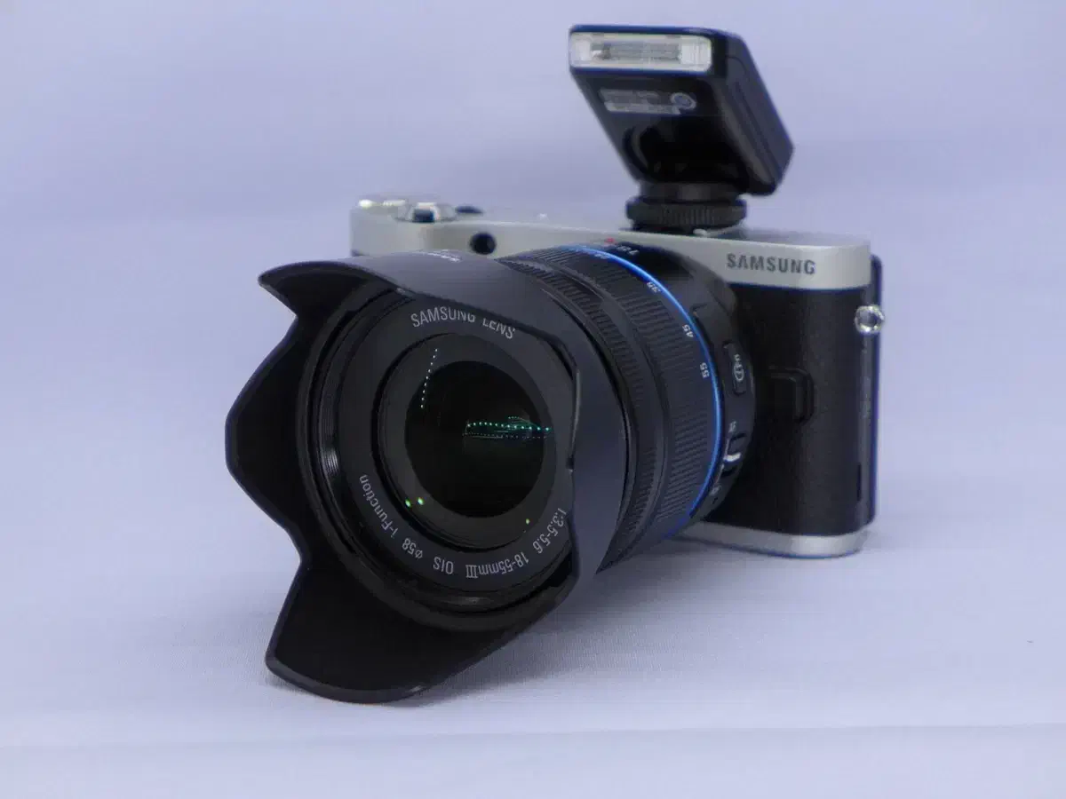 دوربین عکاسی فیلمبرداری سامسونگ Samsung nx300|دوربین عکاسی و فیلمبرداری|تهران, خاک سفید|دیوار