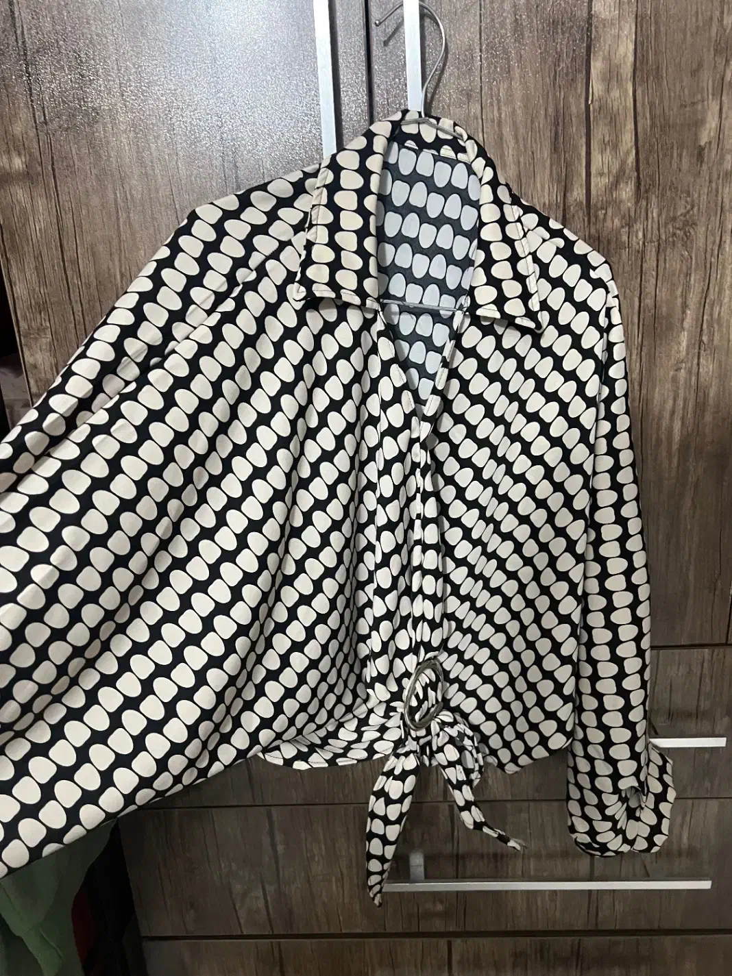 شومیز گره ای|لباس|گرگان, |دیوار