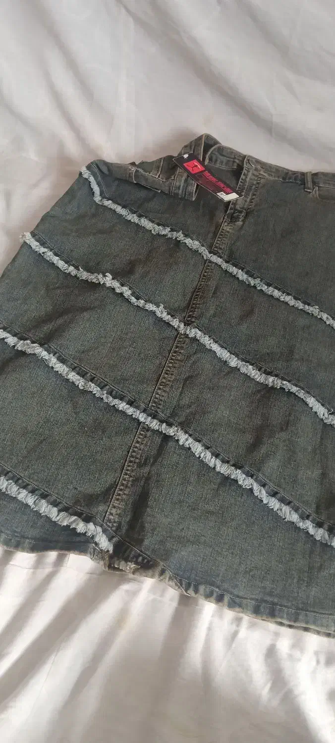 دامن لی|لباس|جهرم, |دیوار