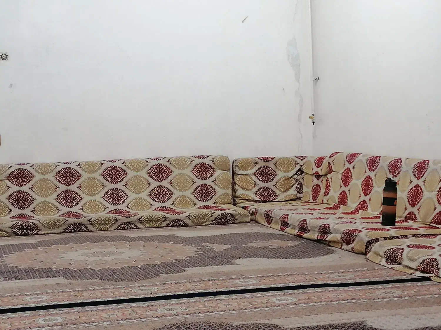 پشتی نو 12 تیکه|پشتی|اهواز, گلستان|دیوار