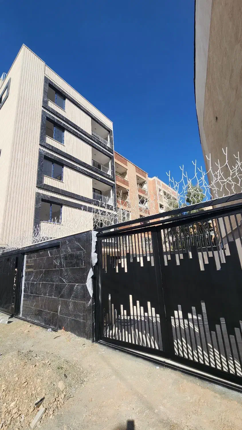 آپارتمان ۱۰۵ مترصفر باهنر صادقی/ جنوبی دونبش|فروش آپارتمان|اصفهان, دستگرده|دیوار