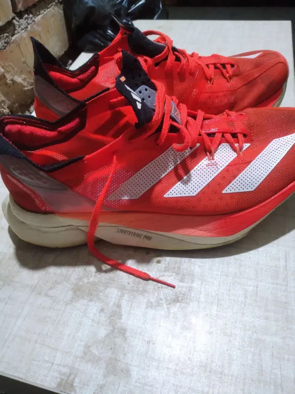 کفش استوک|کیف، کفش، کمربند|طاغنکوه, |دیوار