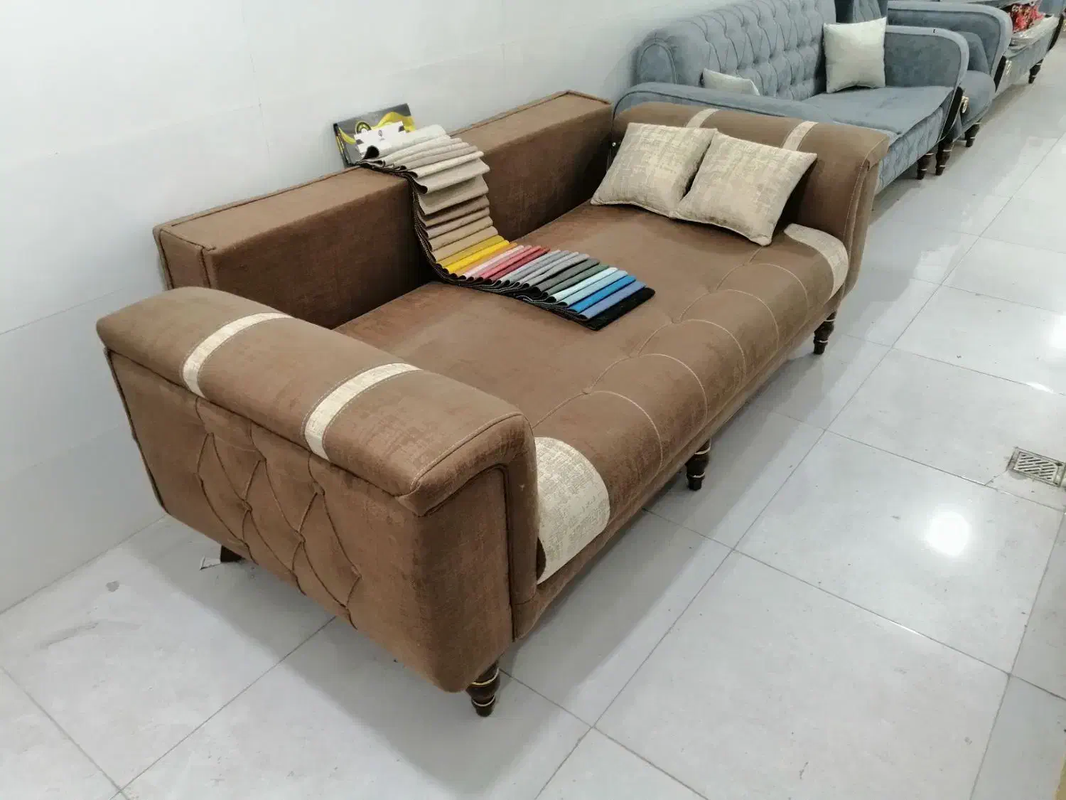 مبل لیندو 8 نفره جکدار و مکانیزم و تخت شو|مبلمان خانگی و میز عسلی|مشهد, طلاب|دیوار