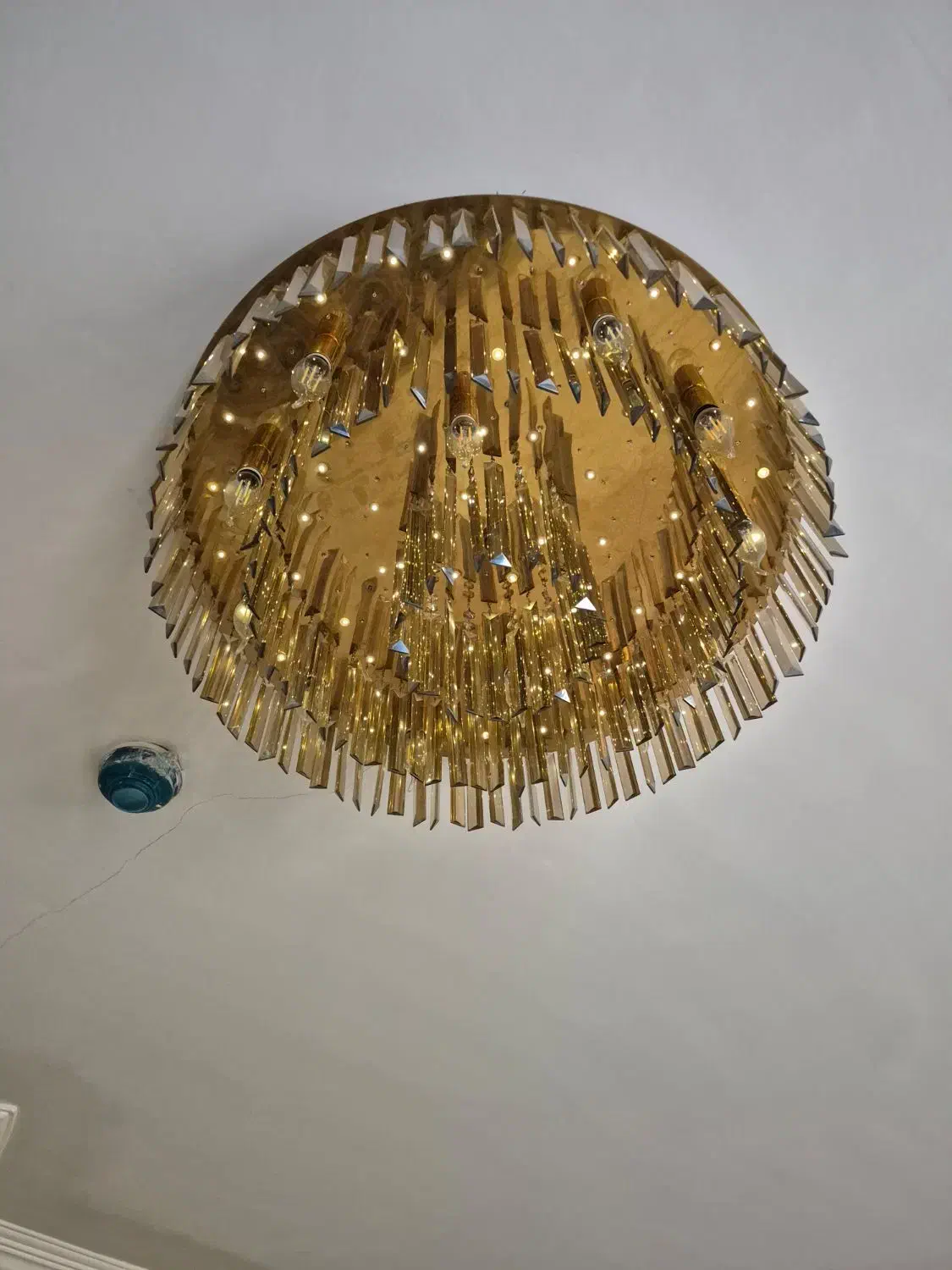 لوستر درحد نو|لوستر و چراغ آویز|اصفهان, برازنده|دیوار