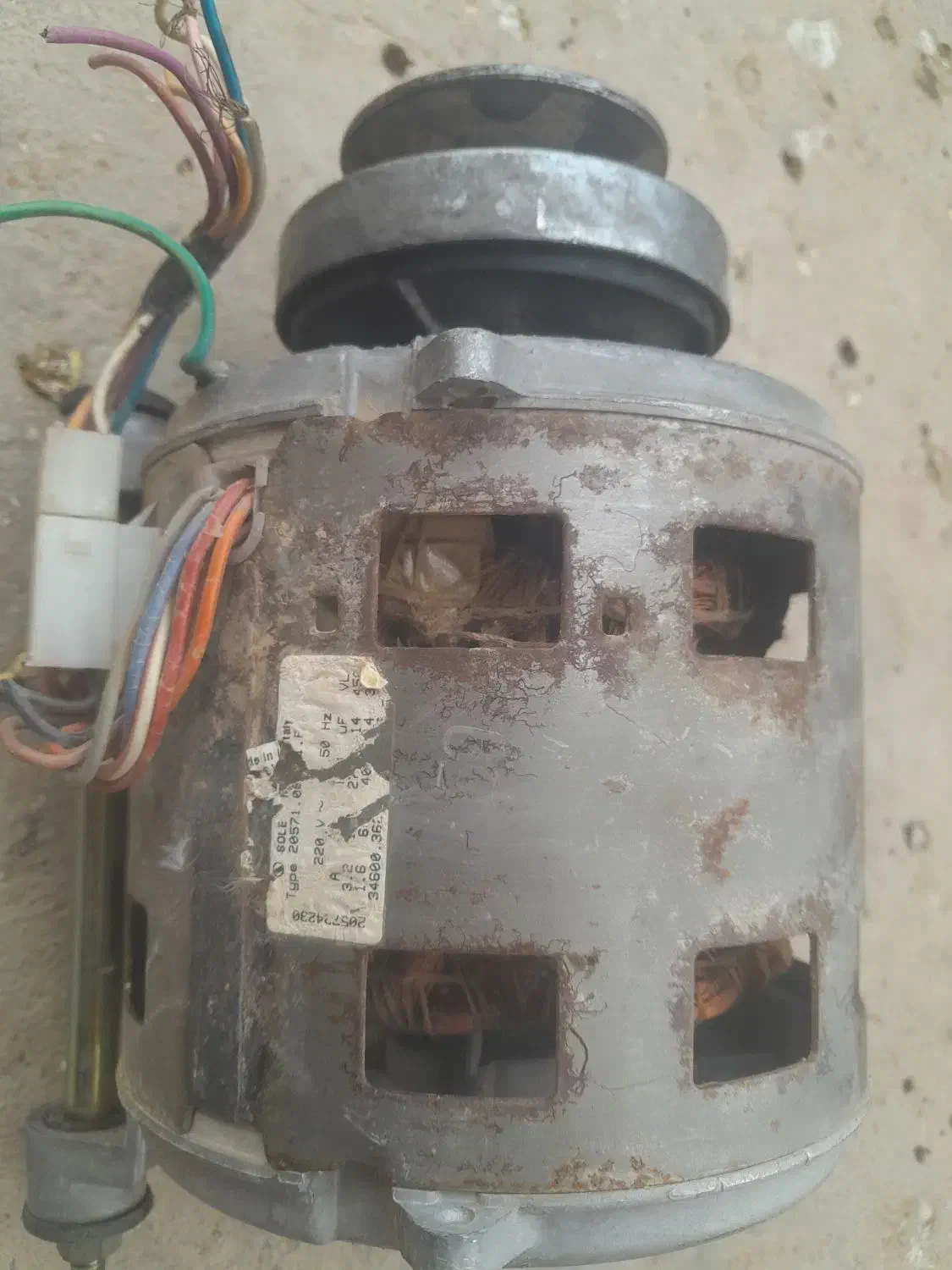 موتور لباسشویی ارج|ماشین لباسشویی و خشک‌کن لباس|زارچ, |دیوار