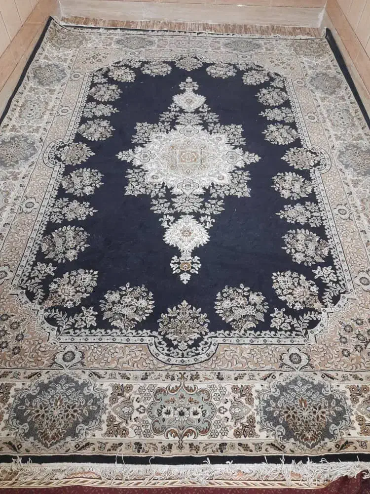 یک جفت فرش ۱۲متری ۷۰۰شانه لاشه دار درحدنوسالم|فرش|خمینیشهر, |دیوار