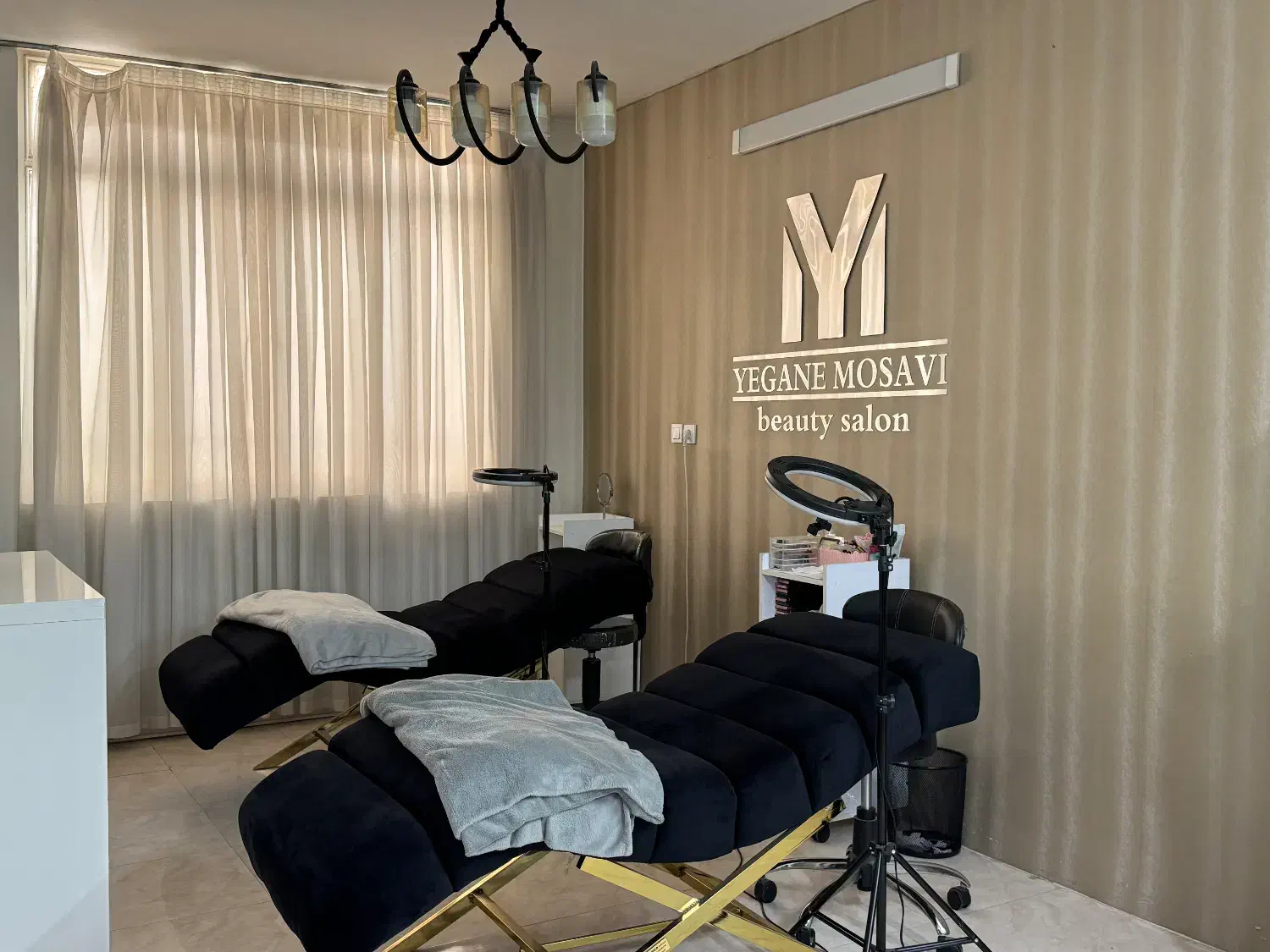 لوازم سالن زیبایی در حدنو|آرایشگاه و سالن‌های زیبایی|تهران, نیکنام|دیوار