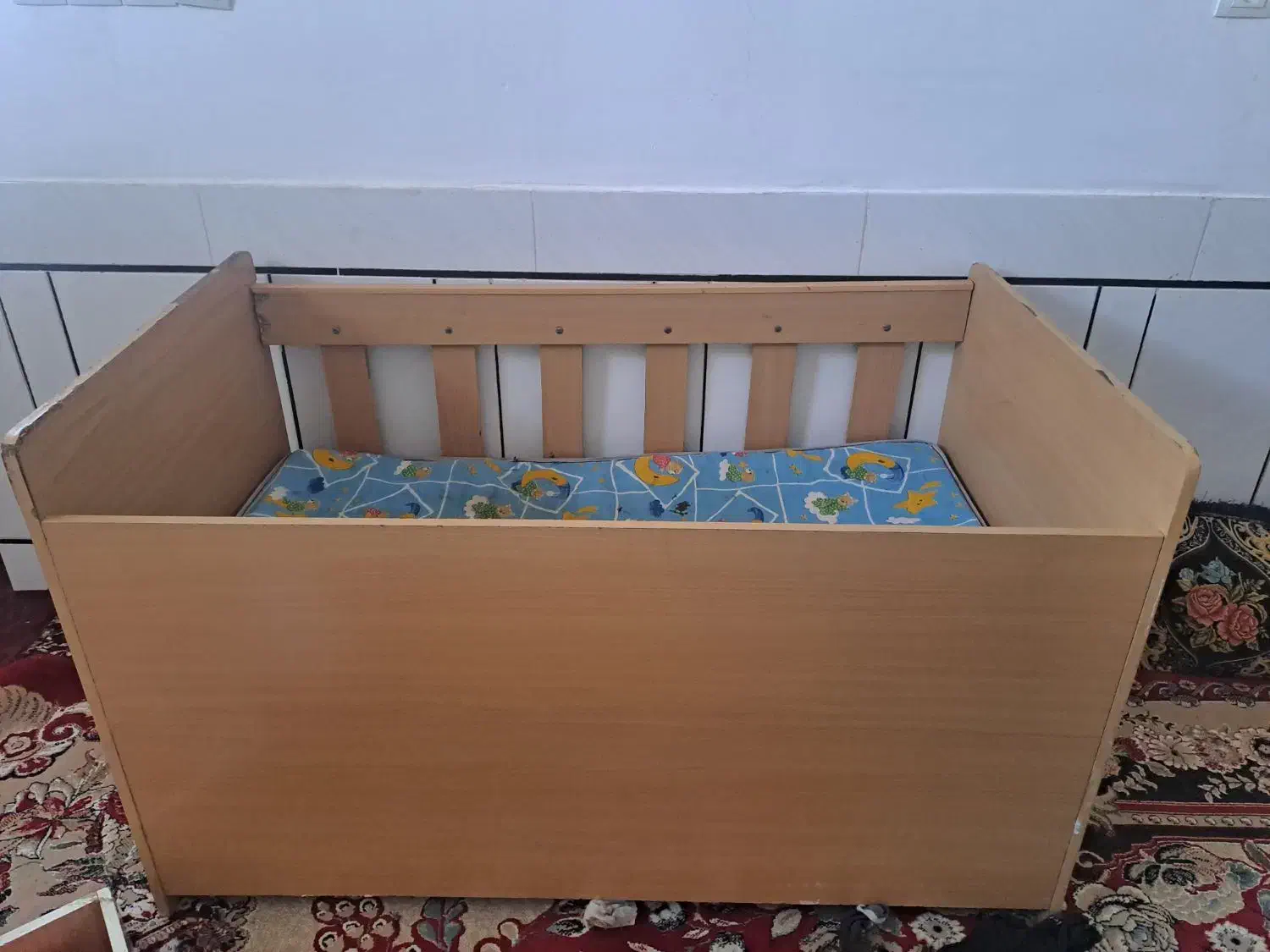 تخت خواب کودک|تخت و سرویس خواب|گتوند, |دیوار