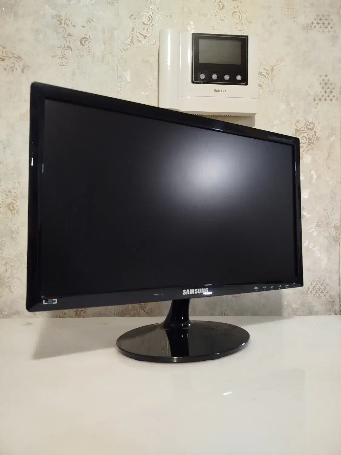 مانیتور سامسونگ 20 اینچ|قطعات و لوازم جانبی رایانه|تبریز, |دیوار