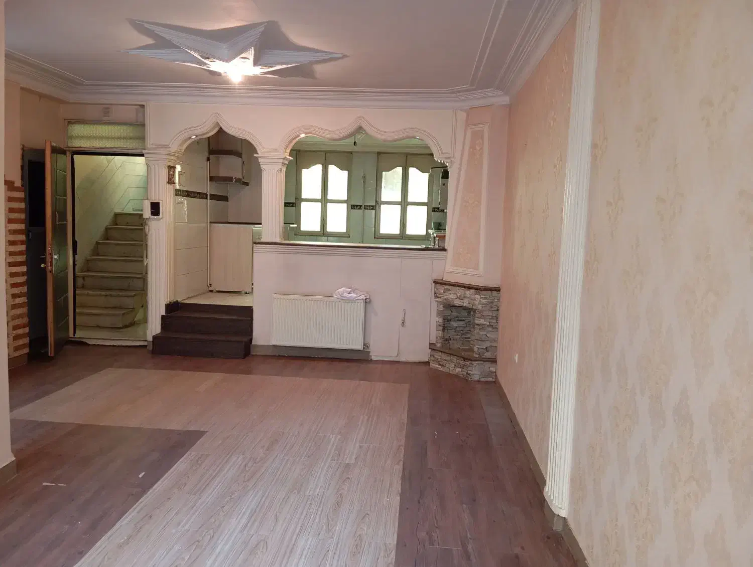 طبقه اول تخلیه افسریه شمالی  حتی مجرد و خانواده|اجارهٔ آپارتمان|تهران, افسریه شمالی|دیوار