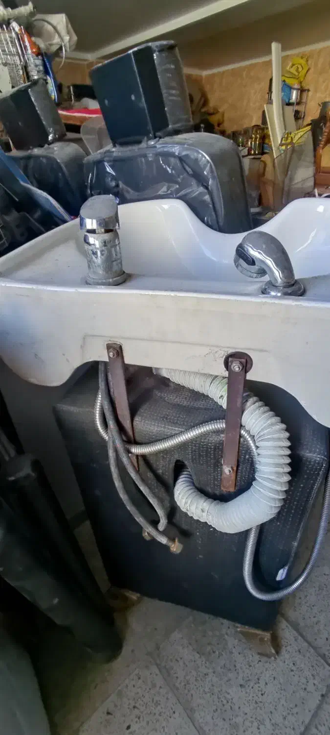 وسایل کامل آرایشگاه|آرایشگاه و سالنهای زیبایی|صدرا-فارس, فاز ۱|دیوار