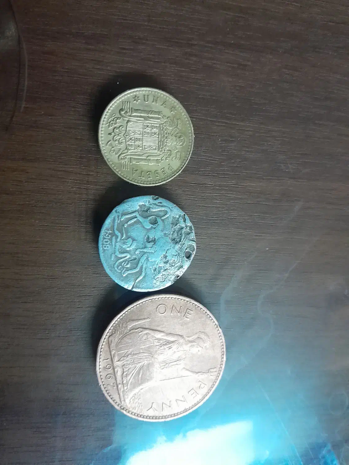 سگه خارجی اسپانیا انگلیس|کلکسیون سکه، تمبر، اسکناس|تهران, مینای شمالی (مخبر)|دیوار