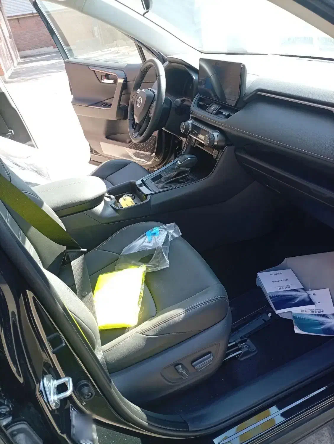 فروش تویوتا وایلندر ۲۰۲۵ جانبازی|خودرو سواری و وانت|کرمانشاه, |دیوار