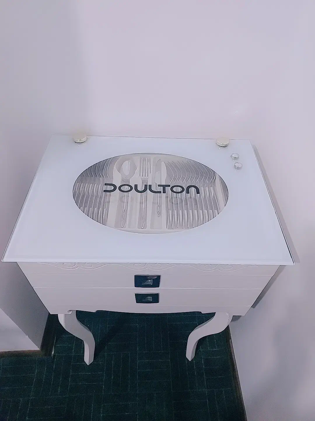 کنسول و جای قاشق و چنگال پایه دار مناسب جهیزیه|بوفه، ویترین، کنسول|قم, شهدا|دیوار