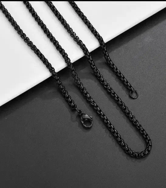 گمشده|بدلیجات|قم, صدوق|دیوار