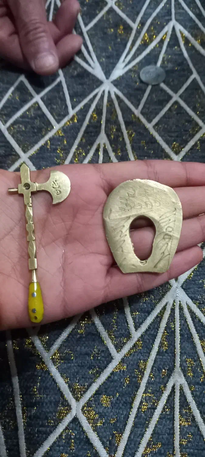 نل و تبر قدیمی|کلکسیون اشیاء عتیقه|آبیک, |دیوار