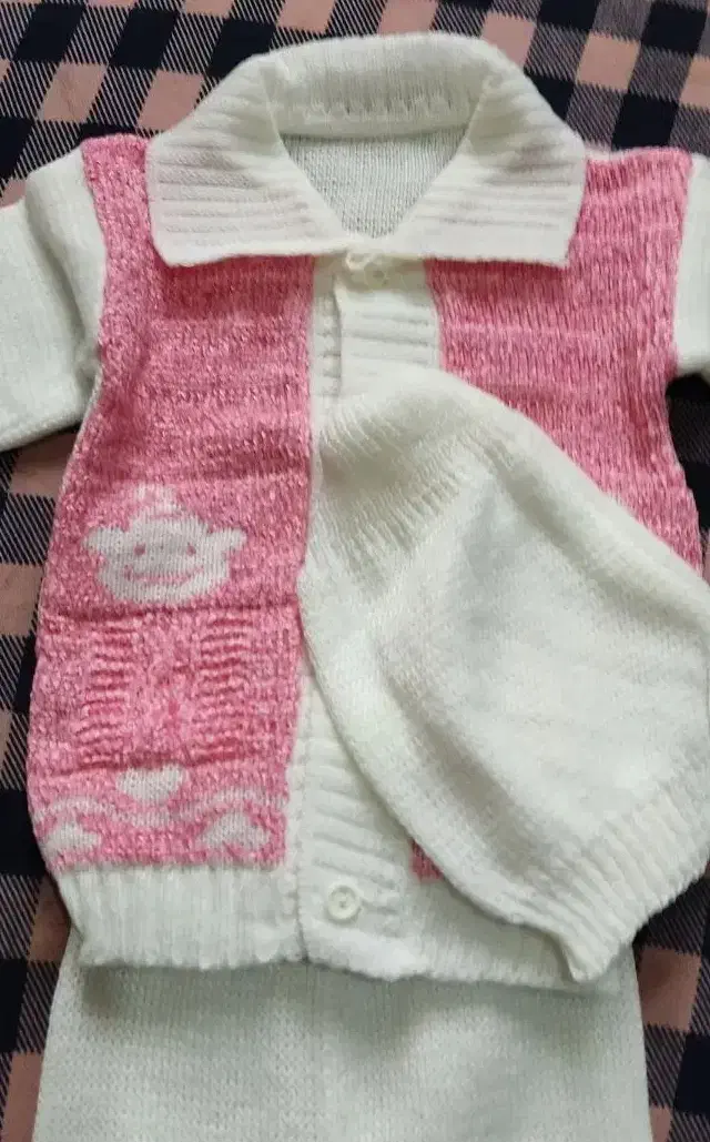 بافت های نوزادی|کفش و لباس بچه|قم, قلعه کامکار|دیوار