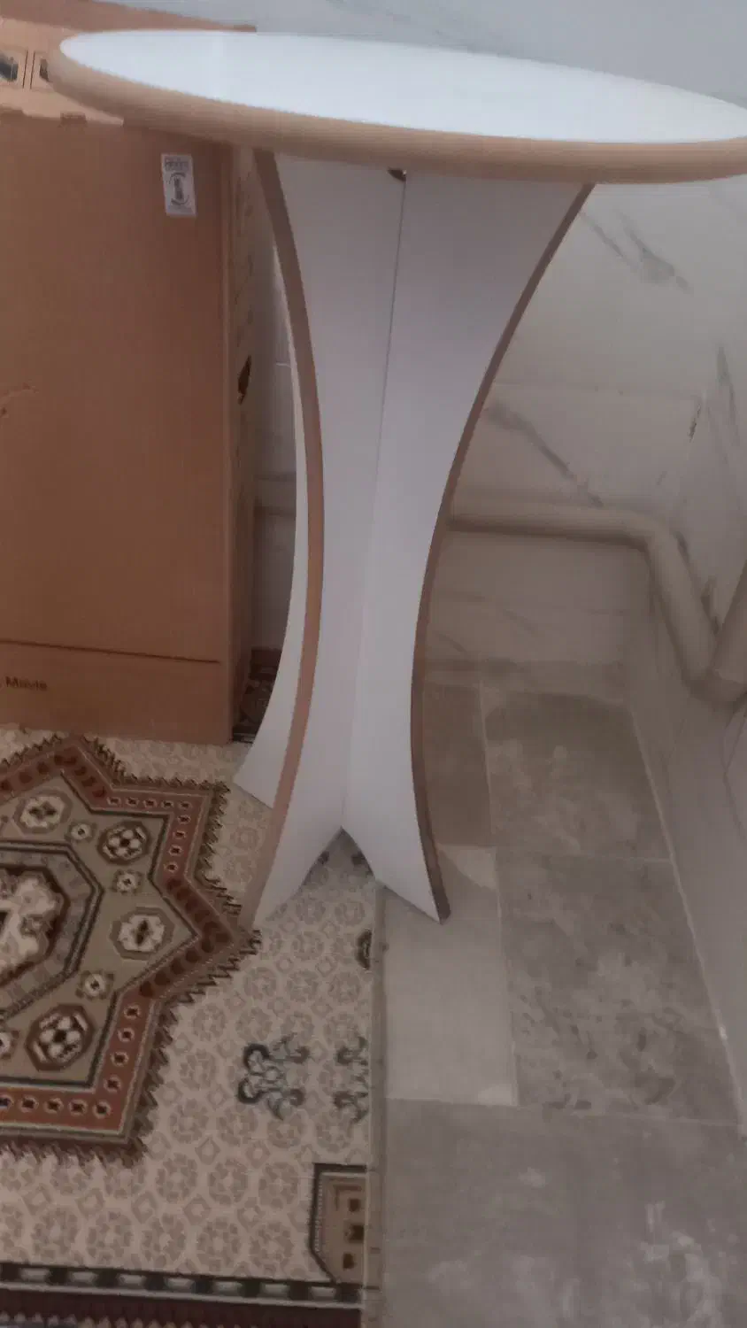 میز خاطره|میز و صندلی غذاخوری|بروجرد, |دیوار