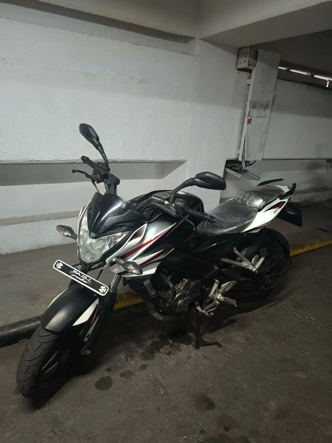 ns 200  94|موتورسیکلت|تهران, شمیران‌نو|دیوار