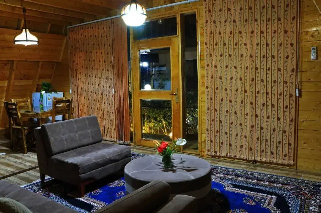 کلبه سوئیسی ، ویلا با استخر تنکابن ،عباس آباد|اجارهٔ کوتاهمدت ویلا و باغ|نشتارود, |دیوار