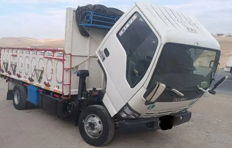 ایسوزو فنی سالم و آماده به کار رخ عالی|خودرو سنگین|بوکان, |دیوار