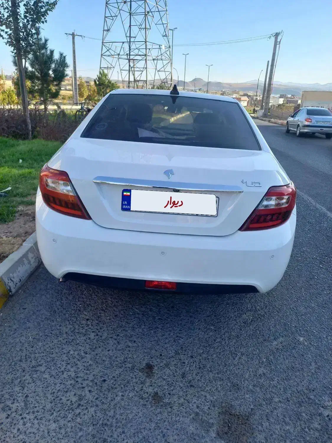 دنا پلاس|خودرو سواری و وانت|بیجار, |دیوار