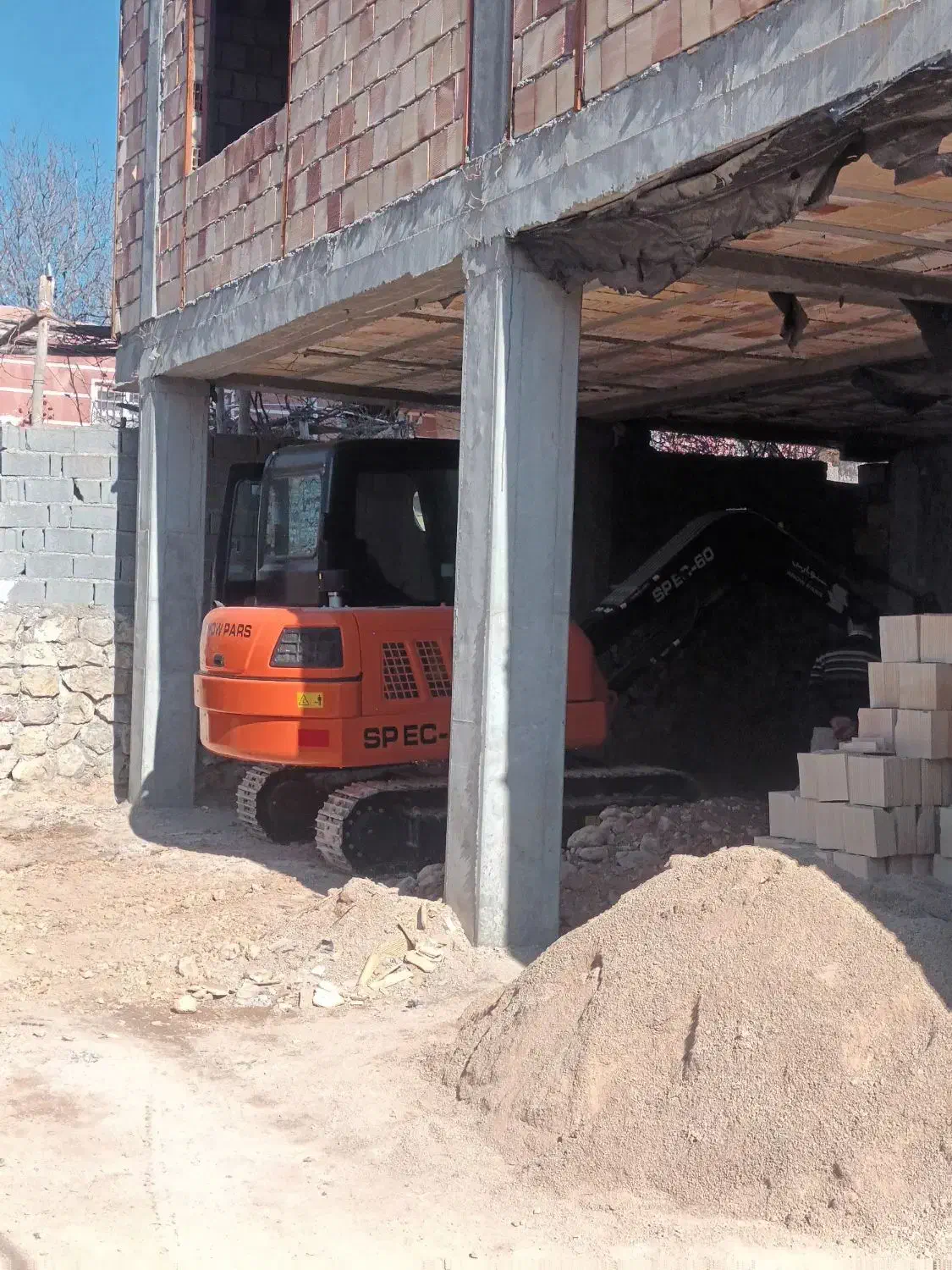 اجاره بیل.مکانیکی ۲۲۰ومینی|خدمات حمل و نقل|بجنورد, |دیوار