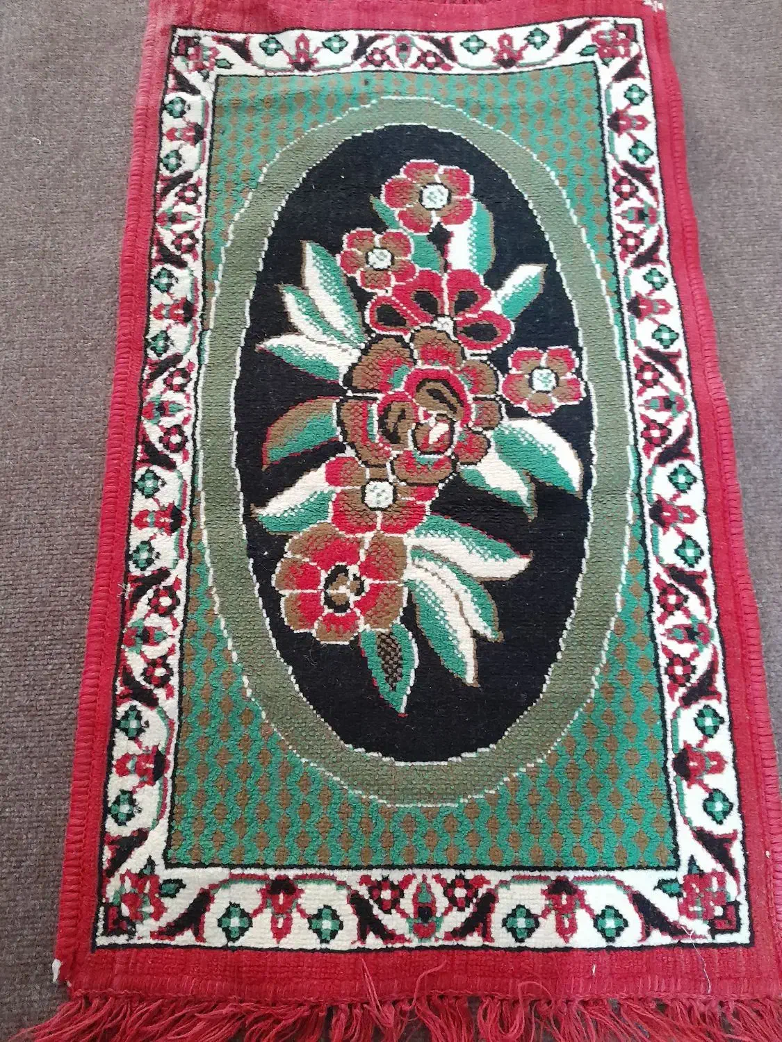 پادری|پادری|رشت, حمیدیان|دیوار