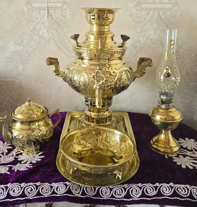 سماور برنجی ۳ لیتری|صنایع دستی و سایر لوازم تزئینی|اسلام‌شهر, شهرک مفیدی|دیوار