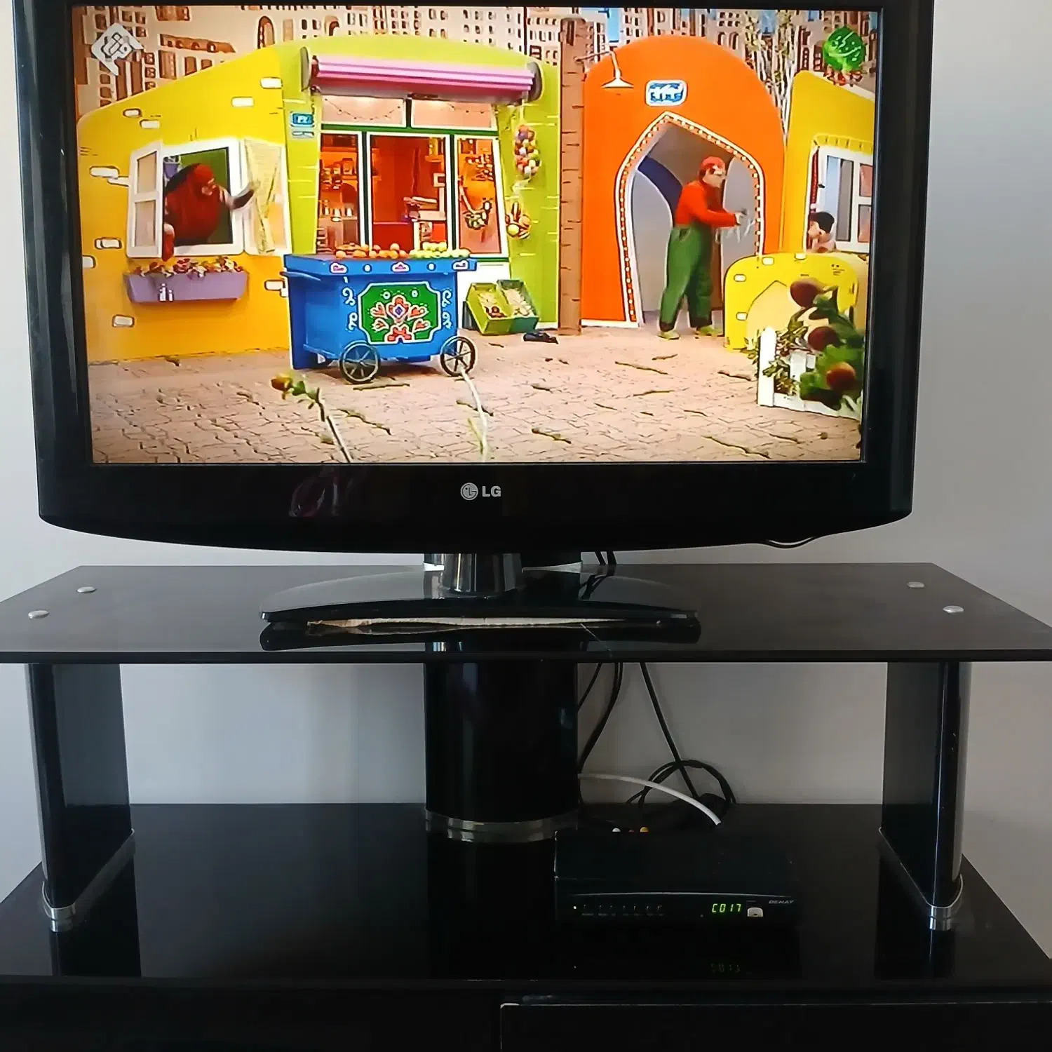 تلوزیون ۳۲ ال جی اصل|تلویزیون و پروژکتور|ثمرین, |دیوار