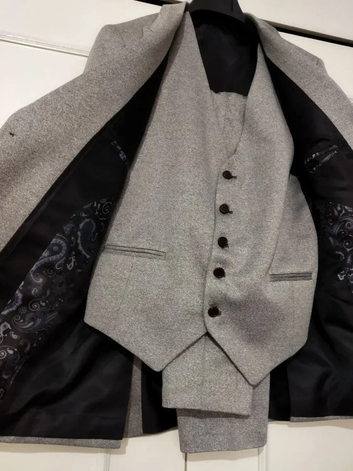 کت و شلوار|لباس|ساوه, |دیوار