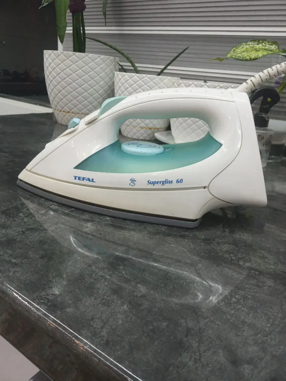 اتو در حد نو|اتو و لوازم اتو|سنندج, |دیوار