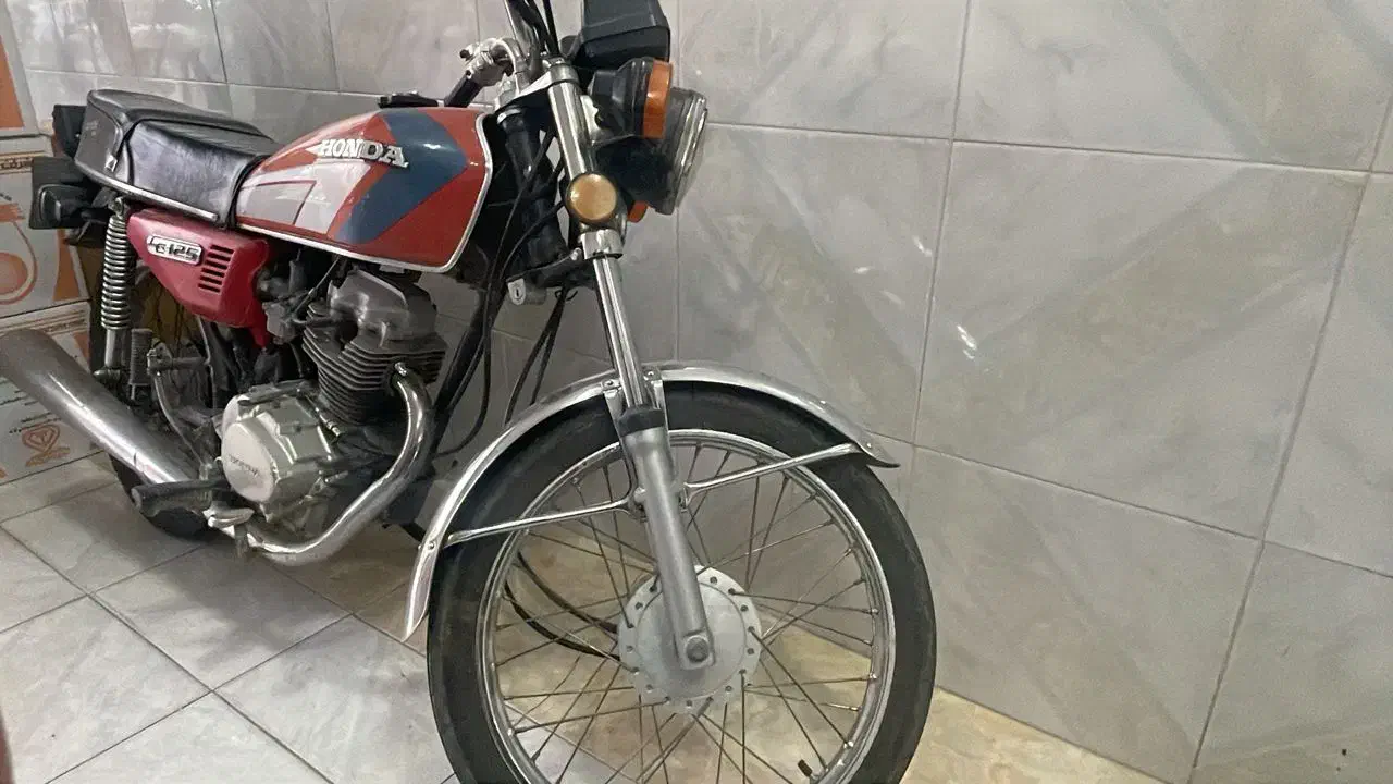 هوندا ۱۲۵ سی دی آی ژاپن مدل ۷۹ پلاک ملی‌|موتورسیکلت|خمینی‌شهر, |دیوار