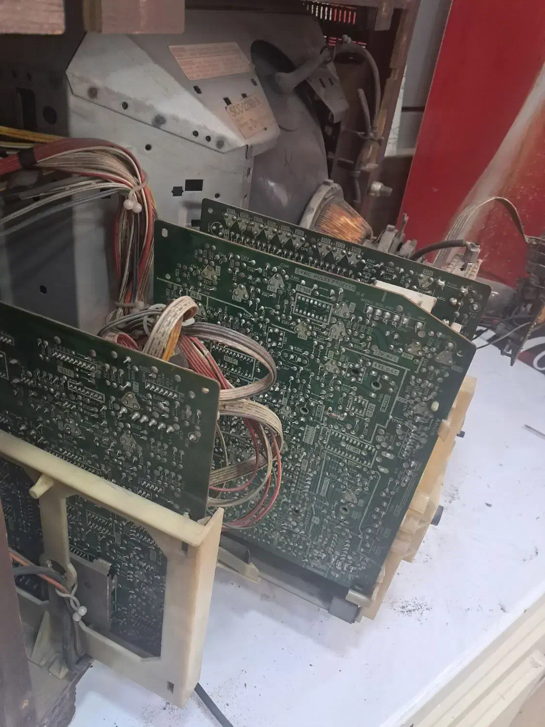 تلوزیون قدیمی|تلویزیون و پروژکتور|کهریزک, |دیوار