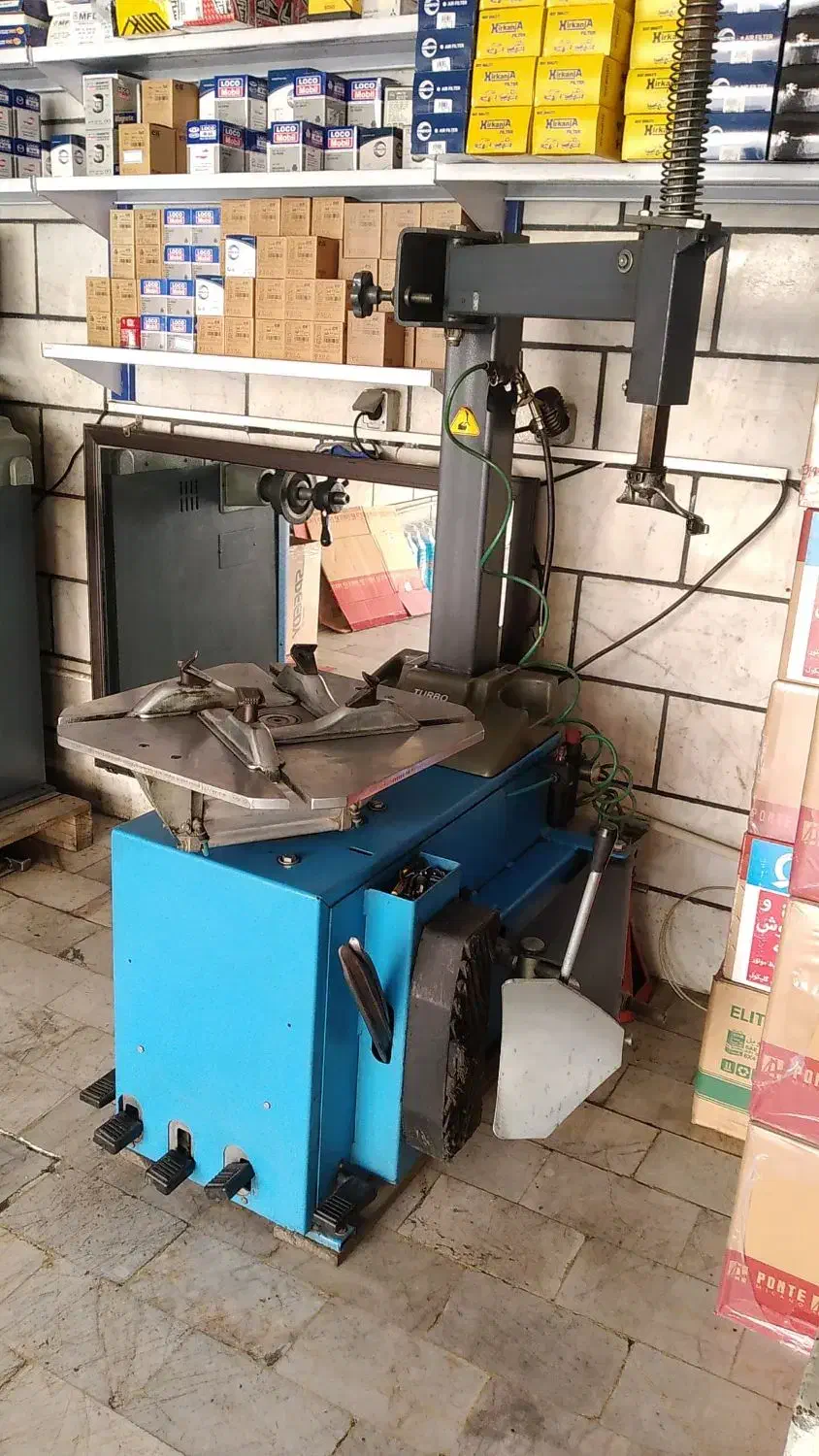 فروش دستگاه بالانس و لاستیک درآر و ساکشن روغن|ماشین‌آلات صنعتی|کرج, کوی امامیه|دیوار