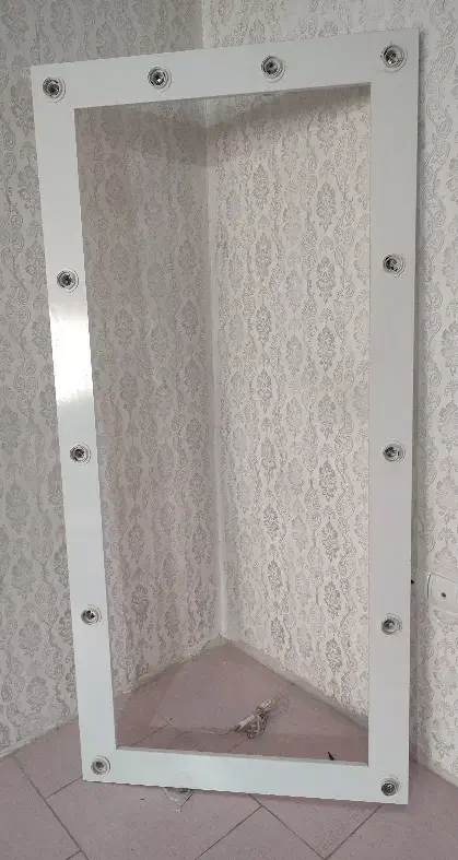 قاب اینه چراغ دار|آینه|مشهد, کارمندان دوم|دیوار